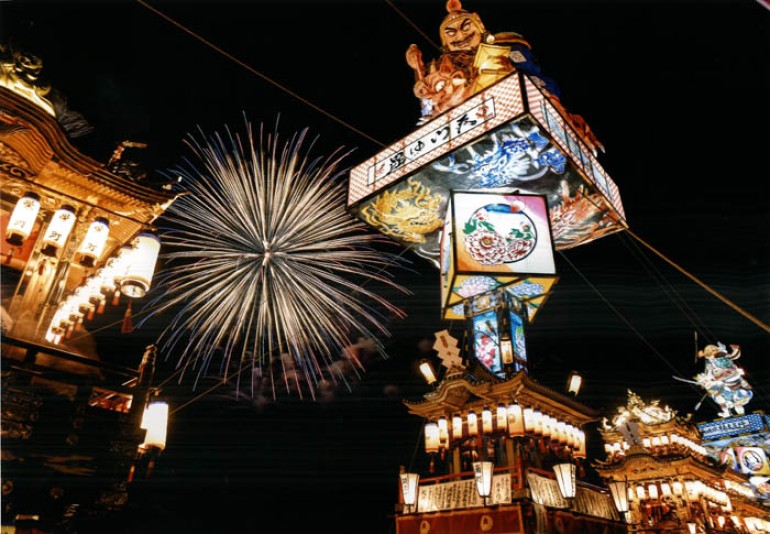 飯田町燈籠山祭り